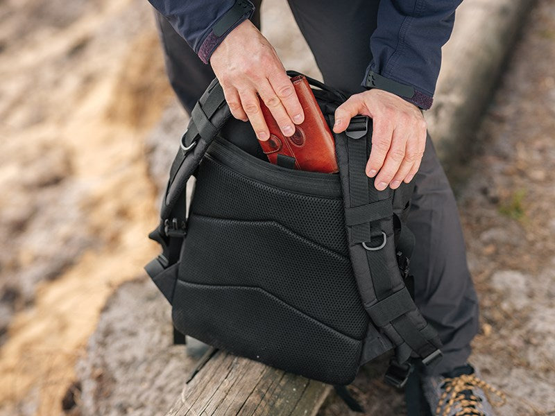Туристическа раница Tracer Evo 16" 25L черна