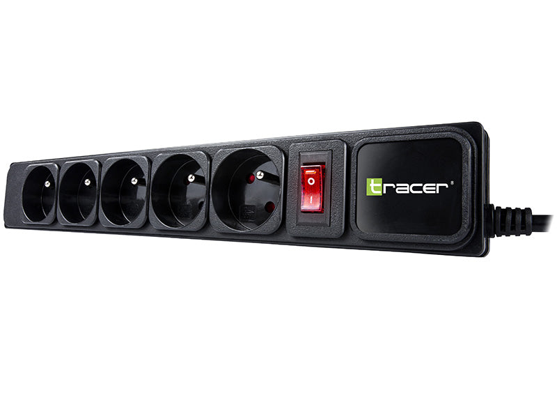 Tracer разклонител PowerWatch с защита от пренапрежение 3м, 5 гнезда, черен