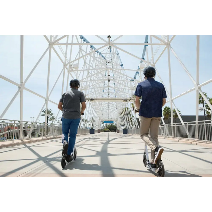 Тротинетка Razor A6