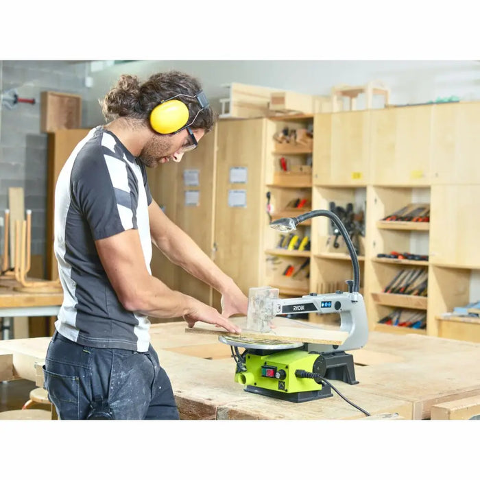 Циркулярен трион Ryobi 5133002860 125 W