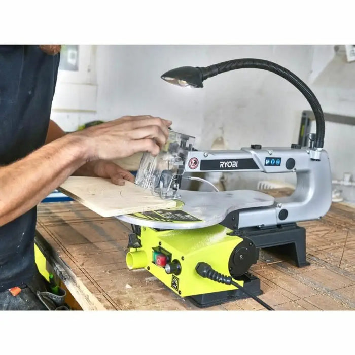 Циркулярен трион Ryobi 5133002860 125 W