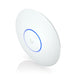 Ubiquiti U7 Lite 4300 Mbit/s бяло захранване през Ethernet