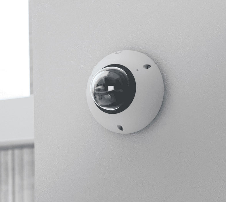 Ubiquiti G6 Dome IP охранителна камера за вътрешна и външна употреба 3840 x 2160 пиксела Таван/стена
