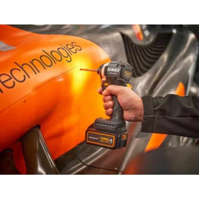 УДАРЕН ВИНТОВЕРТ 18V DEWALT MCLAREN F1