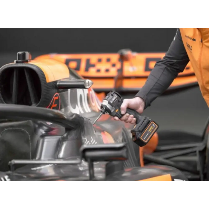 УДАРЕН ВИНТОВЕРТ 18V DEWALT MCLAREN F1