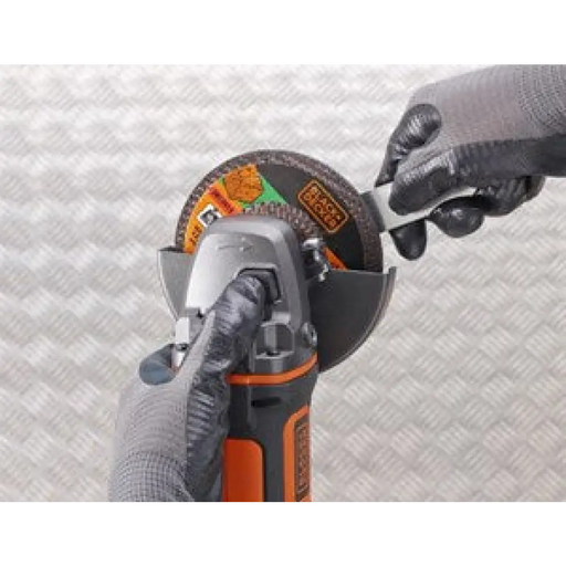 ЪГЛОШЛАЙФ БЕЗ БАТЕРИЯ 18V BDBCG720N BLACK&DECKER