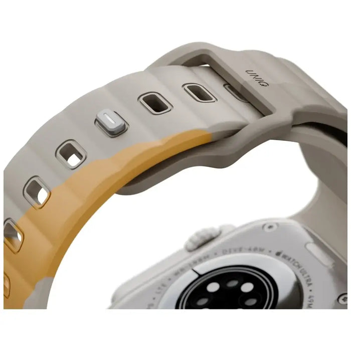Uniq Stride De Rubber Strap за Apple Watch 44 / 45 / 46