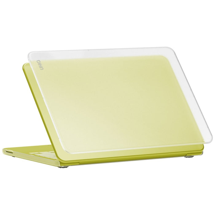 Uniq Claro калъф за MacBook Neo - прозрачен