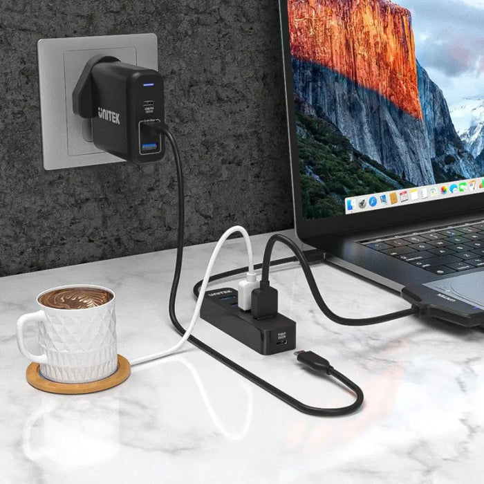 UNITEK ХЪБ USB-A 4X USB-A 3.1 АКТИВЕН 10W H1117A