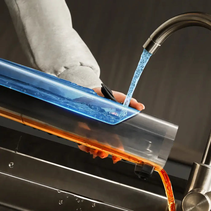 UWANT D700 Вертикална прахосмукачка с функция за почистване