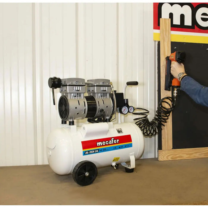 Въздушен Компресор MECAFER 425523 Хоризонтален Тих 8 bar 24