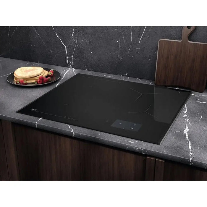 Вграден керамичен плот AEG NIG64B30AB Индукционен