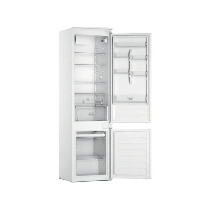 Вграден хладилник с фризер Hotpoint-Ariston HAC20D011A1 300