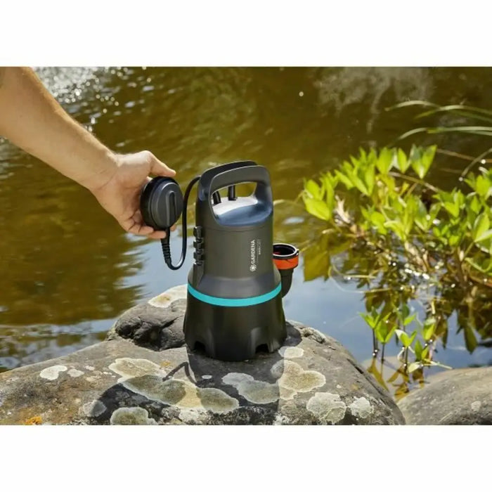 Водна помпа Gardena 9040-20