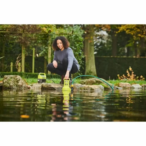 Водна помпа Ryobi RY18SPA-0