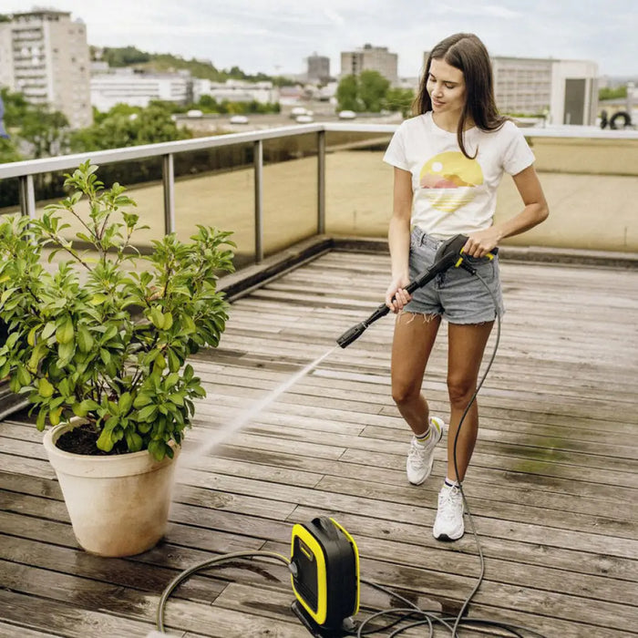 ВОДОСТРУЙКА KARCHER K2 MINI