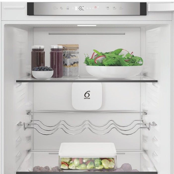 Вграден хладилник с фризер Whirlpool WHK2 5292 B4E , 270 l, E , No Frost , Да