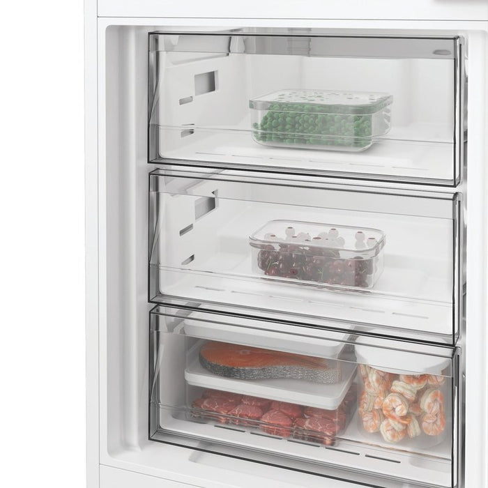 Хладилник за вграждане WHIRLPOOL WHK2 5322 B4E, 300 л, 6th SENSE, 193.5 см
