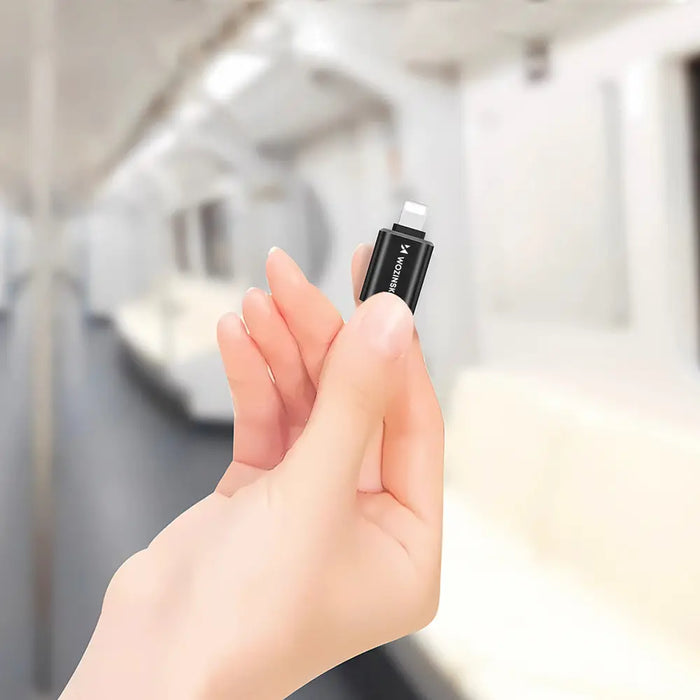 Wozinsky WALC-01 Lightning към USB-C адаптер - черен