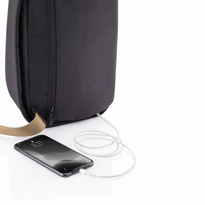 XD DESIGN РАНИЦА ПРОТИВ КРАЖБА BOBBY SLING BLACK P/N: