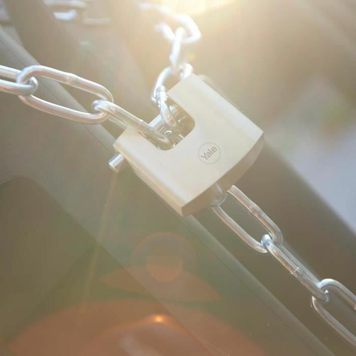 Ключалка Yale Квадратен Златен