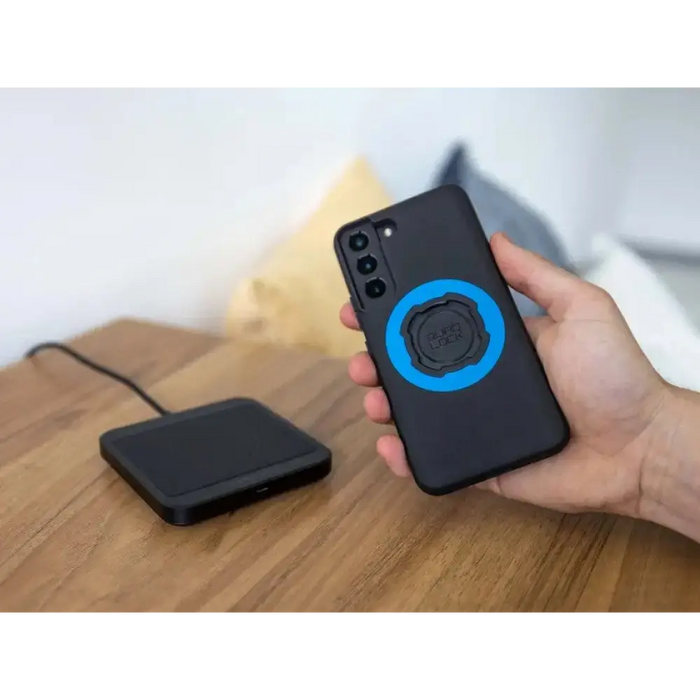 Зарядно устройство Quad Lock за безжично зареждане черно