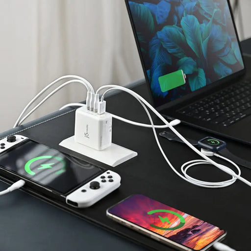 Зарядно за стена j5create JUP4370EF-N Бял