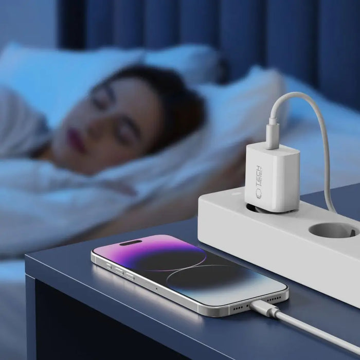 Зарядно за стена Tech-Protect NC20W със 100 см USB-C