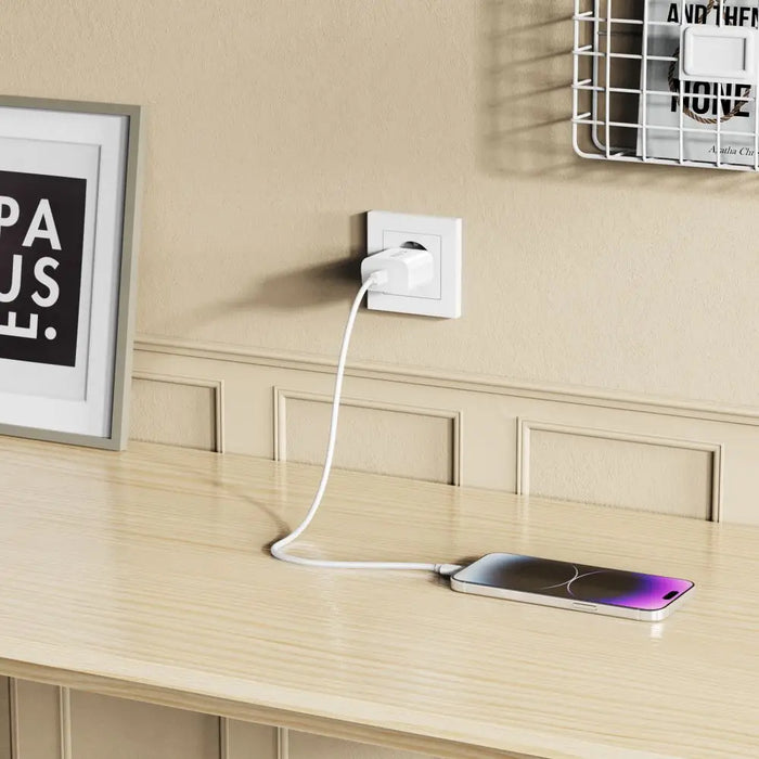 Зарядно за стена Tech-Protect NC20W със 100 см USB-C