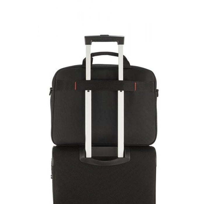 Чанта Samsonite GuardIT Bailhandle 49.6cm/15.6inch Black