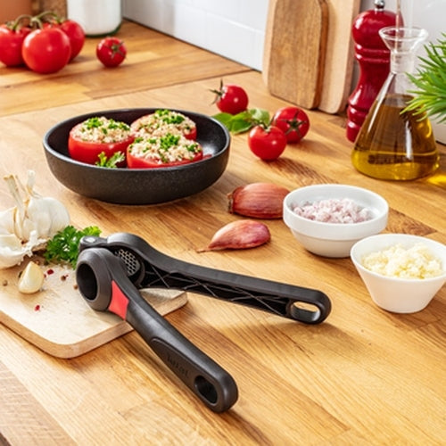 Преса за чесън Tefal K2072614 Ingenio new garlic press