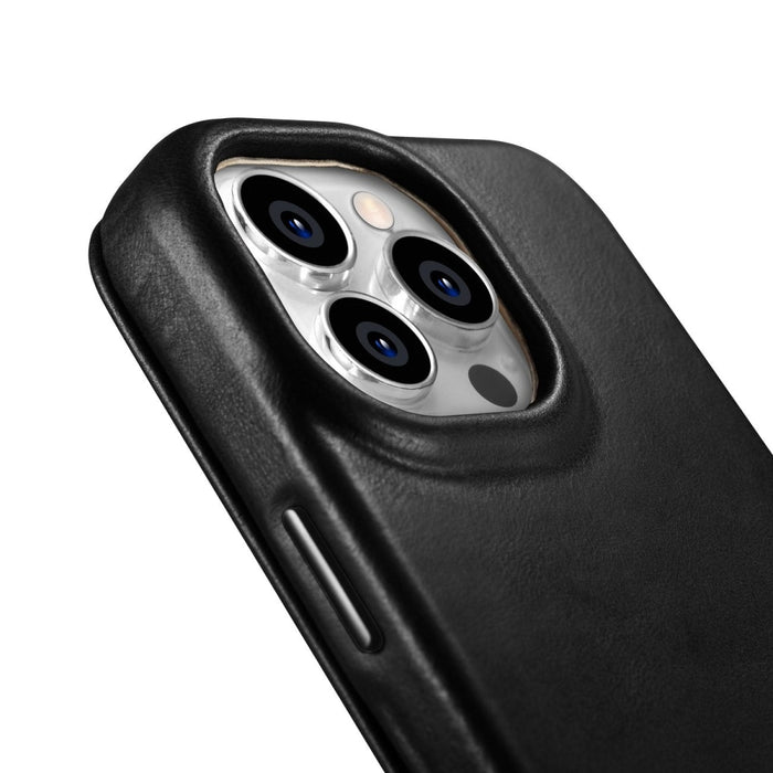 Флип Кейс от естествена кожа iCarer CE Oil Wax Premium за iPhone 14 Pro, магнитен, съвместим с MagSafe, Черен (AKI14220706-BK)