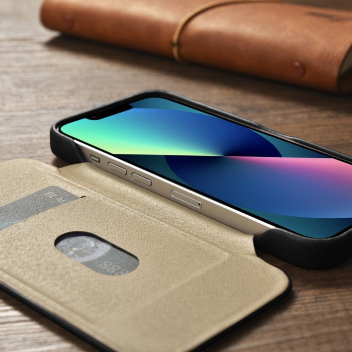 Флип Кейс от естествена кожа iCarer CE Oil Wax Premium за iPhone 14 Pro, магнитен, съвместим с MagSafe, Черен (AKI14220706-BK)