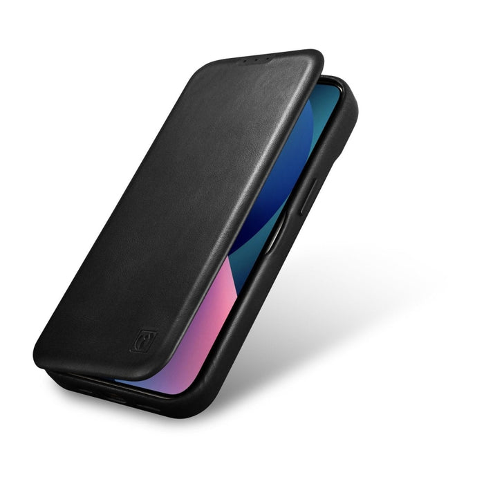 Флип Кейс от естествена кожа iCarer CE Oil Wax Premium за iPhone 14 Pro, магнитен, съвместим с MagSafe, Черен (AKI14220706-BK)