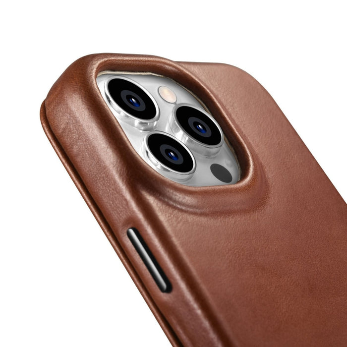 Флип Кейс от естествена кожа iCarer CE Oil Wax Premium за iPhone 14 Pro, магнитен, съвместим с MagSafe, Кафяв (AKI14220706-BN)