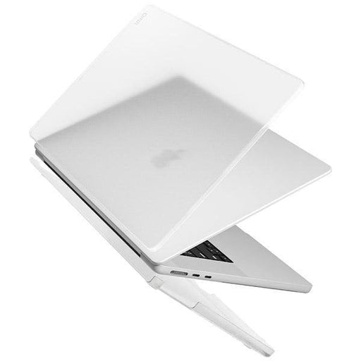 Кейс Uniq Claro за MacBook Air 13’ (2022) прозрачен матов