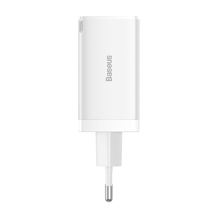 Адаптер Baseus GaN5 Pro 2xUSB - C + USB 65W бял