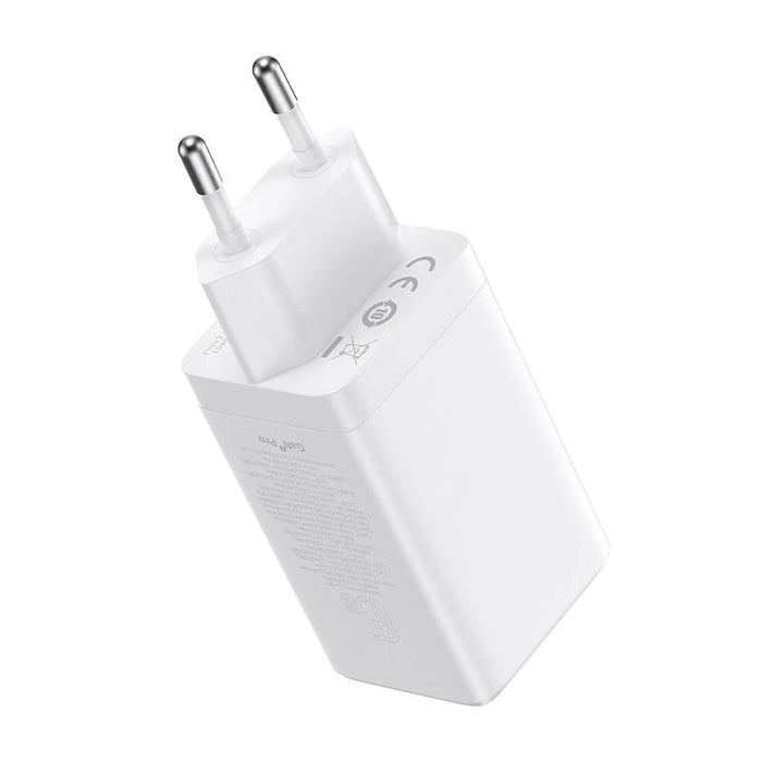 Адаптер Baseus GaN5 Pro 2xUSB - C + USB 65W бял