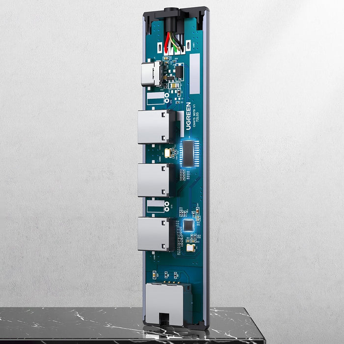 Хъб Ugreen CM475 USB - C към 3xUSB Ethernet RJ - 45 PD сив