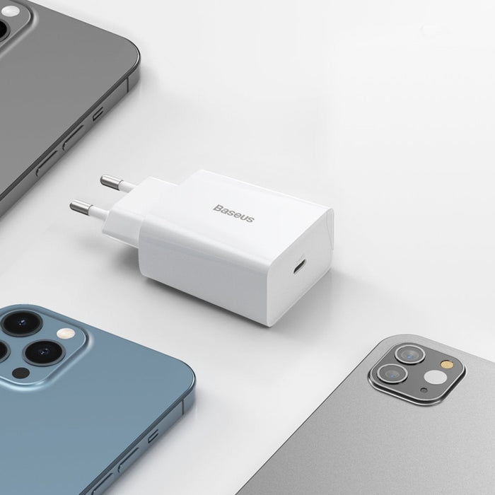 Компактно бързо зарядно устройство Baseus USB USB-C 20W