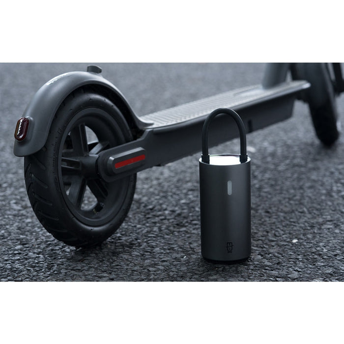 Преносим компресор за гуми Roidmi с батерия 2600mAh 50W 150 