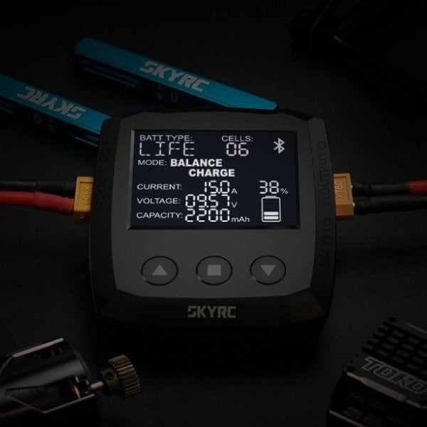 Зарядно устройство SkyRC B6 nano 320W